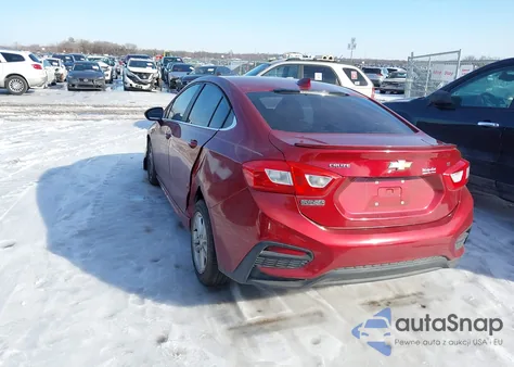 2017 Chevrolet Cruze Lt Auto z USA, uszkodzony, nr VIN 1G1BE5SM4H7135176